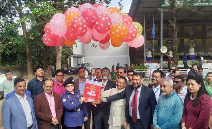 দুর্নীতি হ্রাস করতে হলে সচেতন হতে হবে