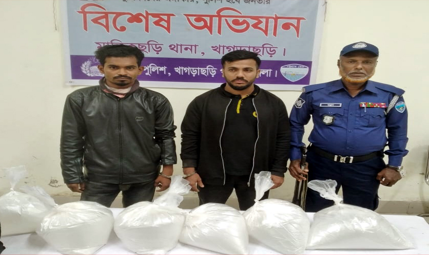 চোলাই মদ ও মোটর সাইকেলসহ আটক দুই