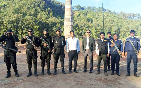 ইটভাটায় ২ লক্ষ ১৫ হাজার টাকা জরিমানা