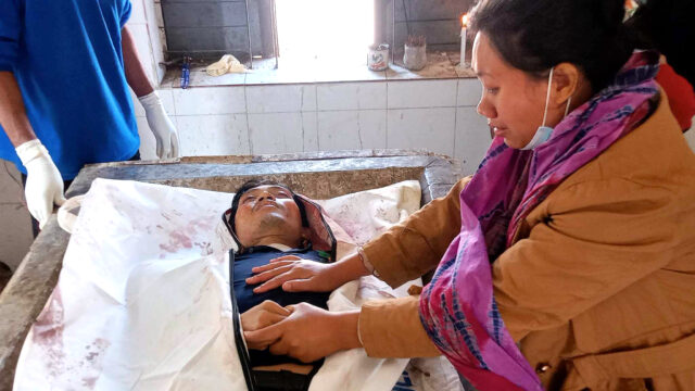 নিথর ইউপিডিএফ নেতাকমীদের শ্রদ্ধা,অশ্রুসিক্ত বিদায়