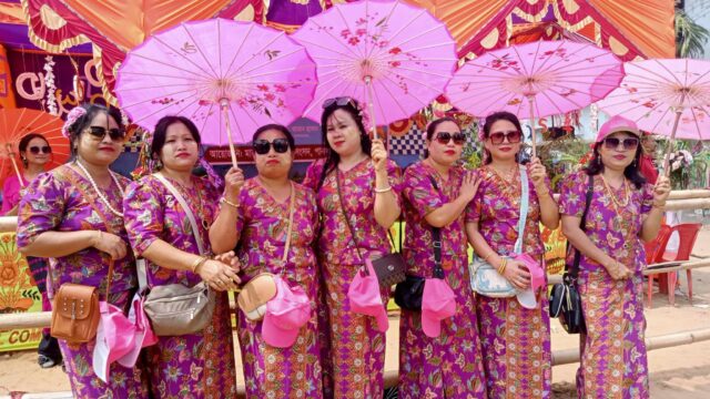 সাংগ্রাইং উৎসবে মাতোয়ারা পাহাড়