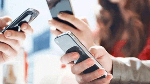 ১০দিন পর চালু হলো মোবাইল ইন্টারনেট