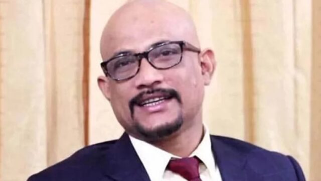 সাবেক ক্রীড়া উপমন্ত্রী আরিফ খান জয় গ্রেপ্তার