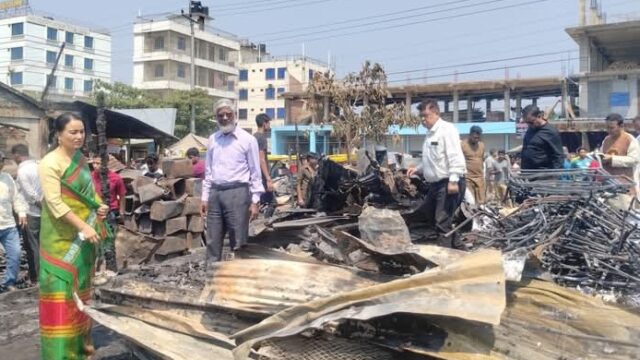 অগ্নিকাণ্ডে ক্ষতিগ্রস্ত স্থল পরিদর্শনে পাজেপ চেয়ারম্যান