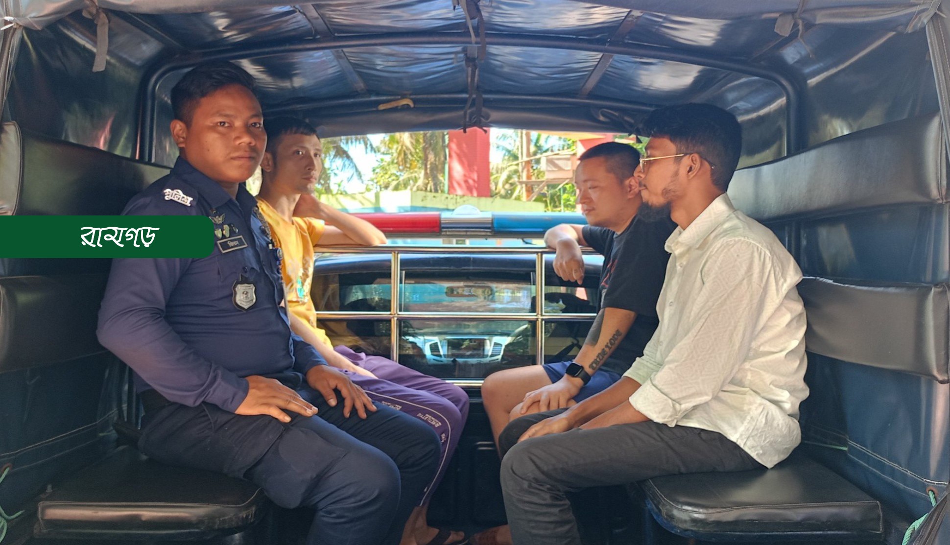 পুলিশ হেফাজতে দুই চীনা নাগরিক