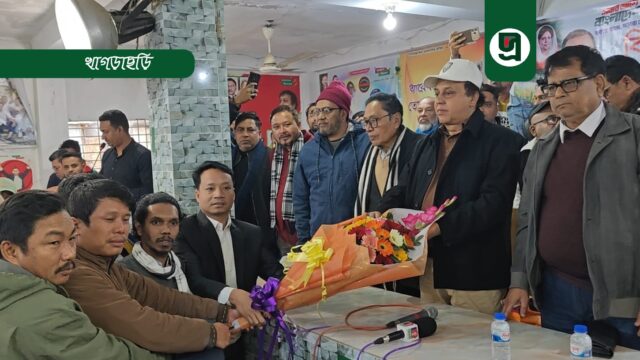 এনসিপির ৩ শতাধিক নেতাকর্মী বিএনপিতে যোগদান