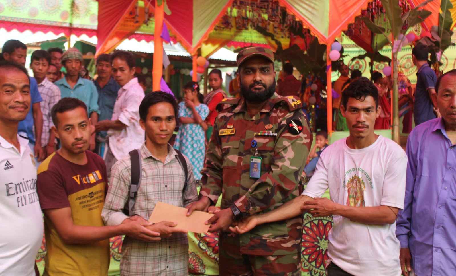 ধর্মীয় অনুষ্ঠানে অর্থ সহায়তা ও নিরাপত্তায় সেনাবাহিনী